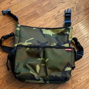 skip hop camo diaper bag